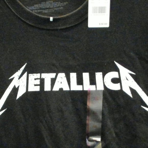 NWT Metallica Tee (2XL) - Picture 2 of 3